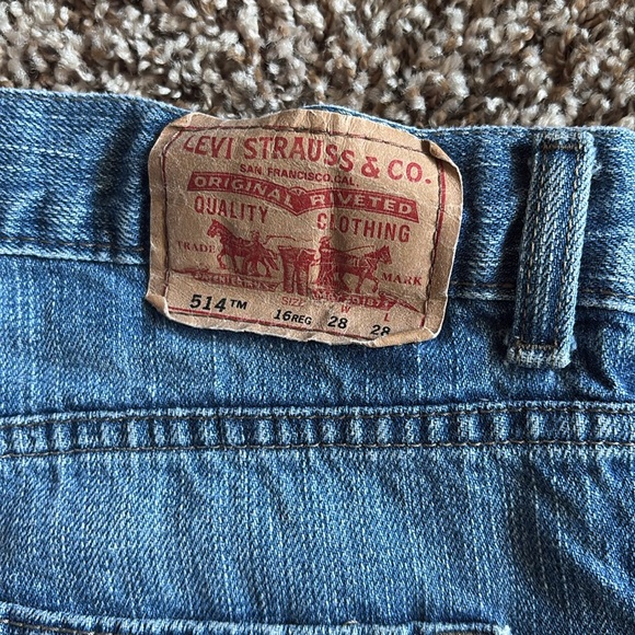 Levi’s! - Picture 2 of 2
